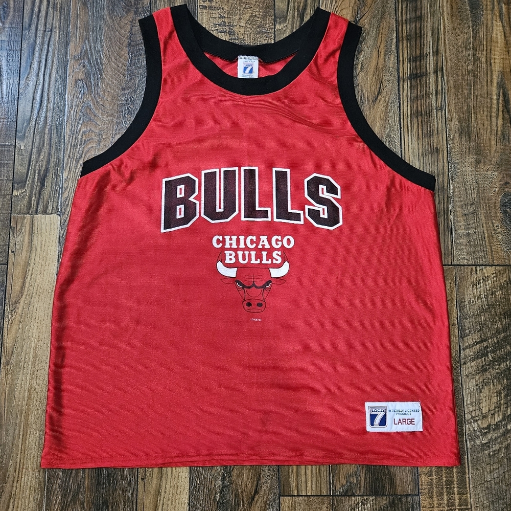 Vintage 1990's Chicago Bulls Logo 7 Sleeveless Basketball Jersey. Size‎ L